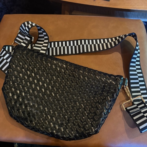 NEW PS WESTLYN WOVEN BAG - Picture 3 of 6